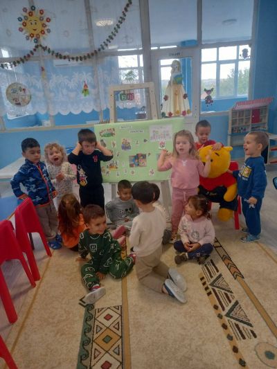 Проект "Приятели сме ние", клуб "Светът около мен", основна сграда - ДГ Незабравка - Мизия