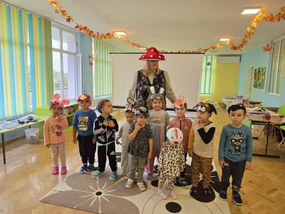 Проект "Приятели сме ние", клуб "Приказен свят", база с. Крушовица - ДГ Незабравка - Мизия