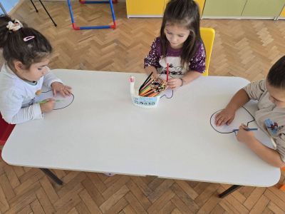 Проект "Приятели сме ние", клуб "Приказен свят", база с. Крушовица - ДГ Незабравка - Мизия
