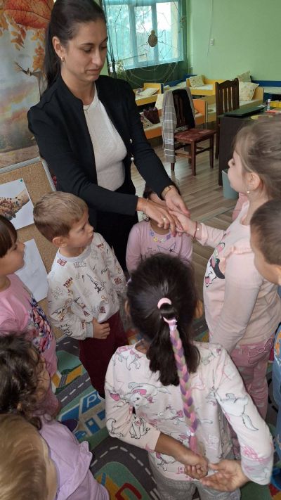  Ситуация на тема: „Чисти ръце – здрави деца“ - ДГ Незабравка - Мизия