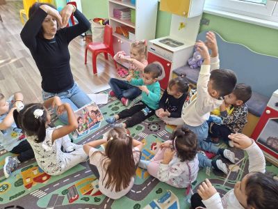 Проект "Приятели сме ние", клуб "Изследователи", основна сграда - ДГ Незабравка - Мизия