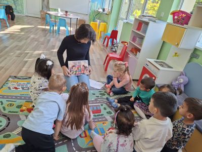 Проект "Приятели сме ние", клуб "Изследователи", основна сграда - ДГ Незабравка - Мизия