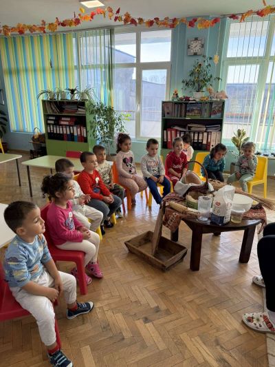  Проект "Силен старт", клуб "Малък откривател", група "Дъга", база с. Крушовица - ДГ Незабравка - Мизия