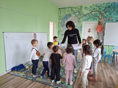 Проект "Приятели сме ние", клуб "Изследователи", основна сграда - ДГ Незабравка - Мизия