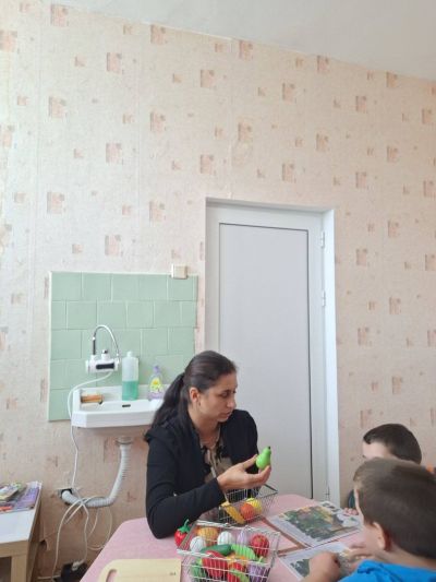  Тема: "Есен. Даровете на есента." - ДГ Незабравка - Мизия