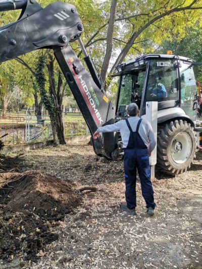 Ремонтни дейности в база "Пчелица", село Софрониево - ДГ Незабравка - Мизия