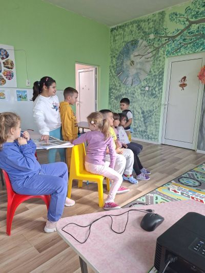 Проект "Избегни фалита" по НП "Умения на фокус" на тема: "Банкнотите днес" - ДГ Незабравка - Мизия