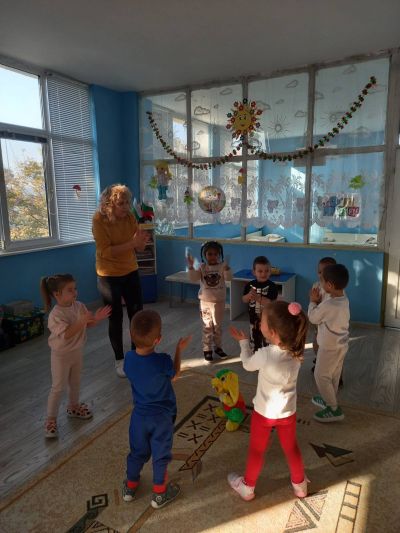 Занимание на тема: "Да бъдем заедно" - ДГ Незабравка - Мизия