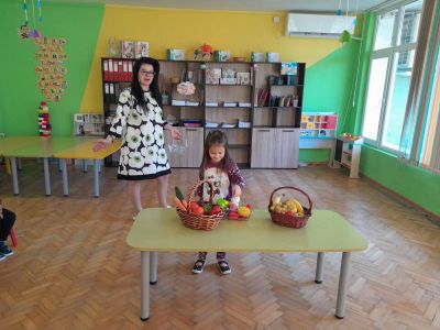"Плодовете и зеленчуците са наши приятели" - ДГ Незабравка - Мизия