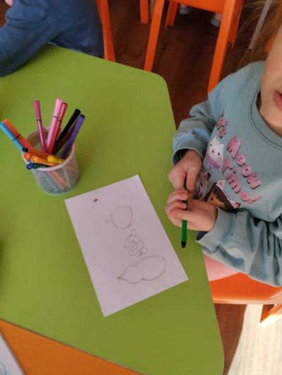 Тема: "Грижи за растенията" - ДГ Незабравка - Мизия