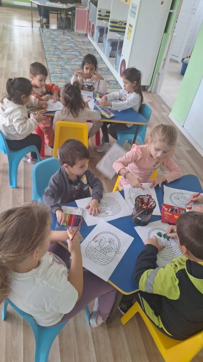 Тема: "Плодовете и зеленчуците полезни храни - "Кошничката на Здравко" - ДГ Незабравка - Мизия