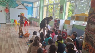 Тема: "Плодовете и зеленчуците полезни храни - "Кошничката на Здравко" - ДГ Незабравка - Мизия