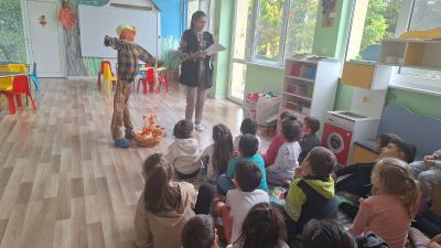 Тема: "Плодовете и зеленчуците полезни храни - "Кошничката на Здравко" - ДГ Незабравка - Мизия