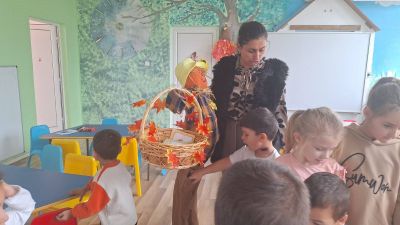 Тема: "Плодовете и зеленчуците полезни храни - "Кошничката на Здравко" - ДГ Незабравка - Мизия