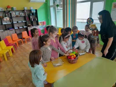 "Плодовете и зеленчуците - полезни храни" - ДГ Незабравка - Мизия