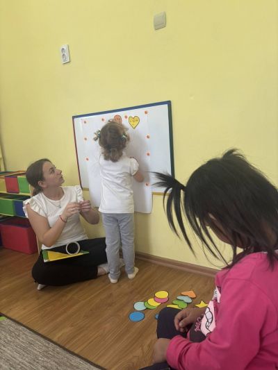 Тема: „Дървото на приятелството“ - ДГ Незабравка - Мизия