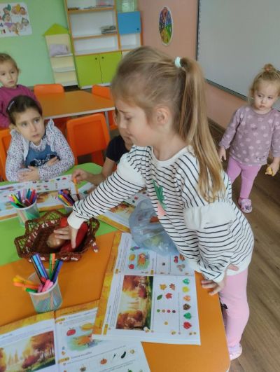 Тема: "Есенна гощавка"  - ДГ Незабравка - Мизия