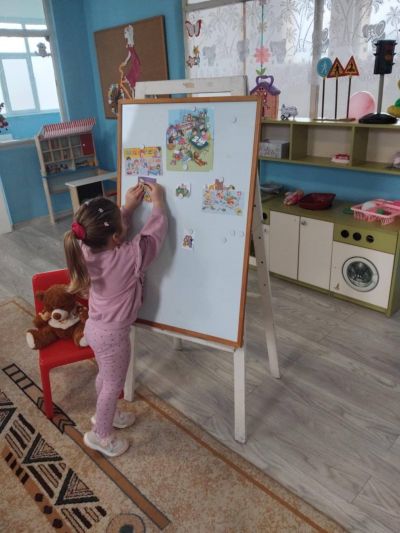 Тема: "Споделям играчките си" - ДГ Незабравка - Мизия