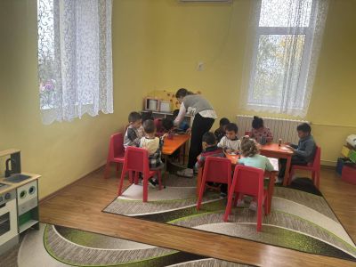 Тема: „Как се чувствам – магията на настроението с цветове“ - ДГ Незабравка - Мизия
