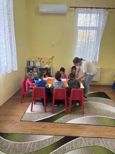 Тема: “Мечето споделя мед“???? - ДГ Незабравка - Мизия