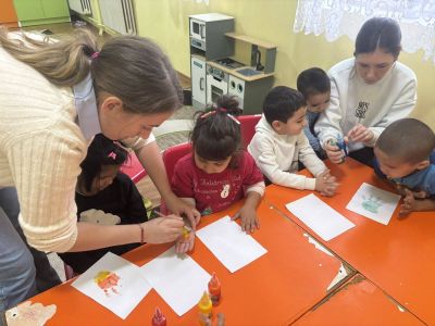 Тема: „Малките сръчни ръчички“ - ДГ Незабравка - Мизия