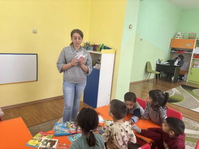 Тема: куклен театър „Да бъдем добри“ - ДГ Незабравка - Мизия