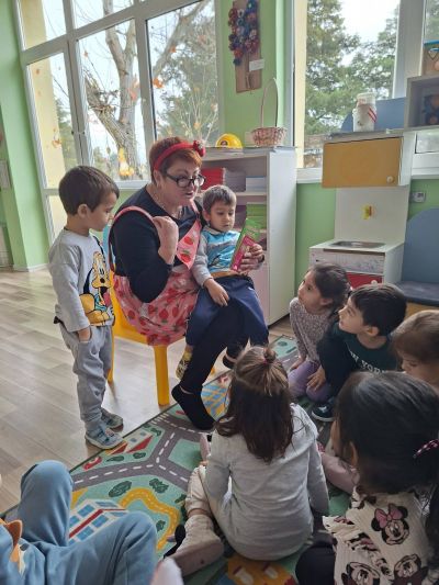Гостува Госпожа Ягода - ДГ Незабравка - Мизия