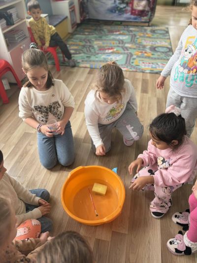 Тема: “Водата и нашето здраве: Водата в ежедневието ни” - ДГ Незабравка - Мизия