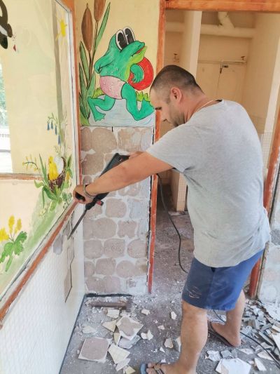 Ремонтни дейности в база Пчелица, село Софрониево - ДГ Незабравка - Мизия