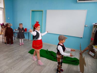  приказка: "Дядо и ряпа" - ДГ Незабравка - Мизия