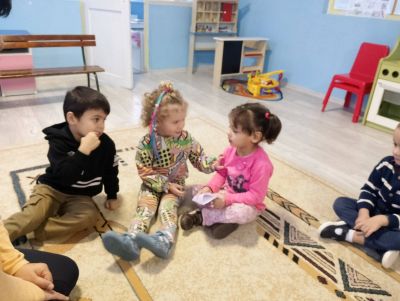 тема: "Усмивки за всеки" - ДГ Незабравка - Мизия