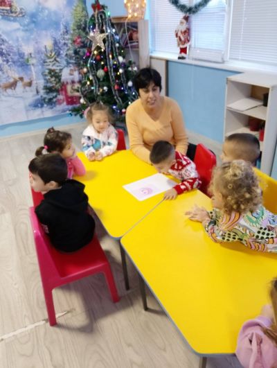 тема: "Усмивки за всеки" - ДГ Незабравка - Мизия