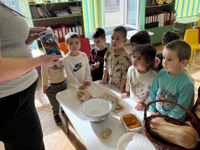 Тема: „Вълшебството на тиквата – сладката орница“ - ДГ Незабравка - Мизия