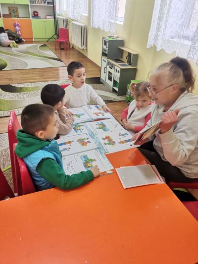Тема: "Зима е. Игри в снега" - ДГ Незабравка - Мизия