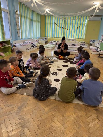 Фрутиландия – кралството на веселите плодове - ДГ Незабравка - Мизия