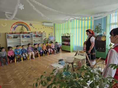 „Бабината съкровищница – топлина от миналото“ - ДГ Незабравка - Мизия