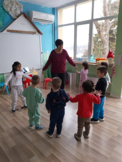 Основна сграда  - ДГ Незабравка - Мизия