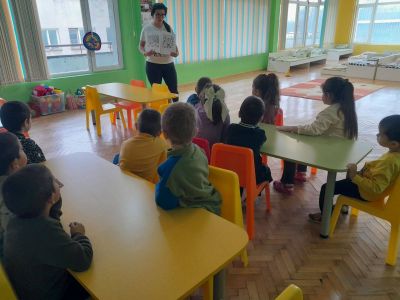 Спортната дейност: "Спортувам и рисувам" - ДГ Незабравка - Мизия