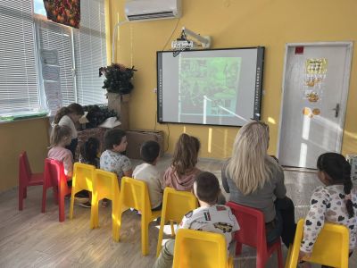 Тема: „Споделяме любимите моменти“ - ДГ Незабравка - Мизия