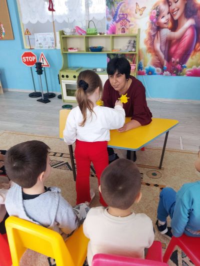 Тема: "Моите приятели в пролетната градина" - ДГ Незабравка - Мизия