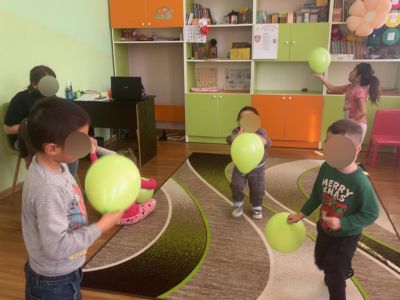 Тема: „Пролетните балончета“ - ДГ Незабравка - Мизия