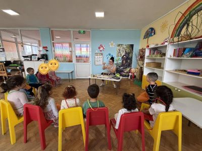 "Как мирише пролетта?" - ДГ Незабравка - Мизия
