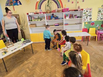 "Как мирише пролетта?" - ДГ Незабравка - Мизия