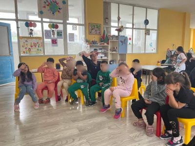 Тема: „Слънцето и Вятърът“ - ДГ Незабравка - Мизия
