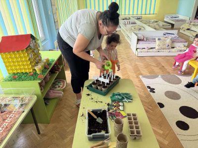 Тема: „Работилница за вълшебства – от семенце до цвете“ - ДГ Незабравка - Мизия
