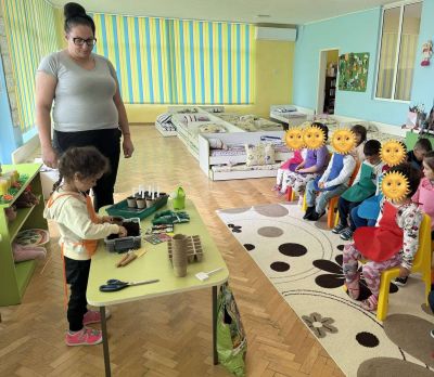 Тема: „Работилница за вълшебства – от семенце до цвете“ - ДГ Незабравка - Мизия