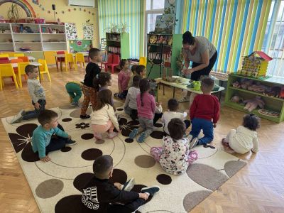 Тема: „Работилница за вълшебства – от семенце до цвете“ - ДГ Незабравка - Мизия