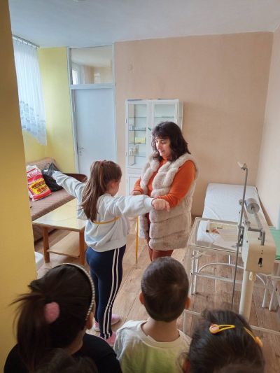 Тема: "Кой ми помага, когато съм болен" - ДГ Незабравка - Мизия