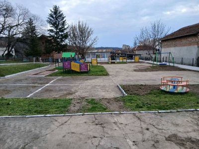 Ремонтни дейности в основна сграда - ДГ Незабравка - Мизия