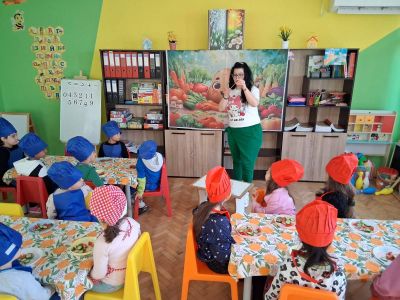 Тема: „Зеленчукови шишчета“ - ДГ Незабравка - Мизия